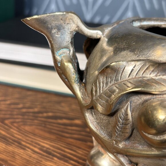 Vintage Chinese Peach Form Incense Burner with Qianlong Mark Tripod Censer - Picture 16 of 17